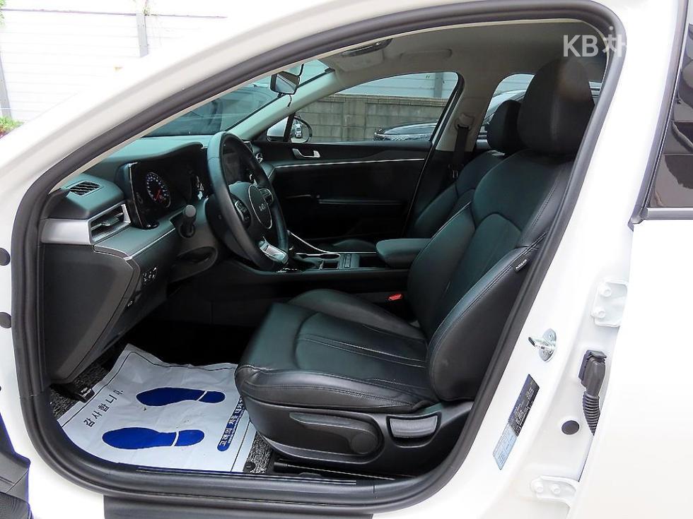 2023 - kia k5