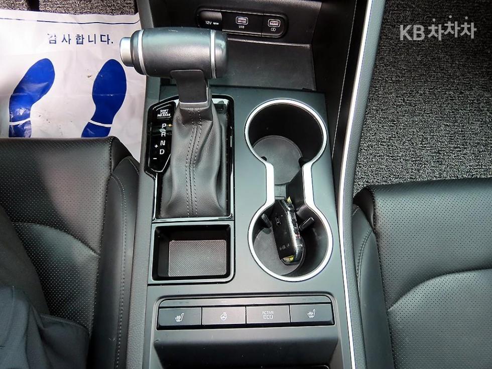2023 - kia k5