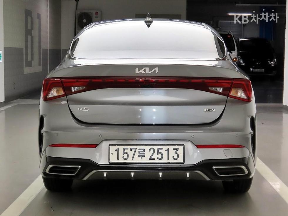 2023 - kia k5