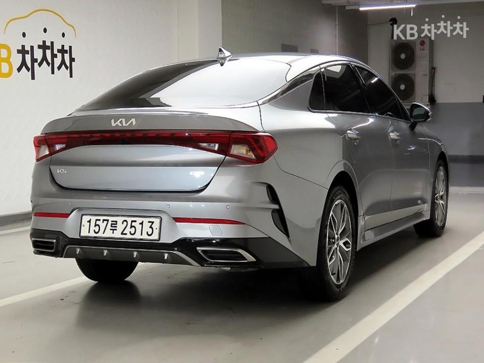 2023 - kia k5