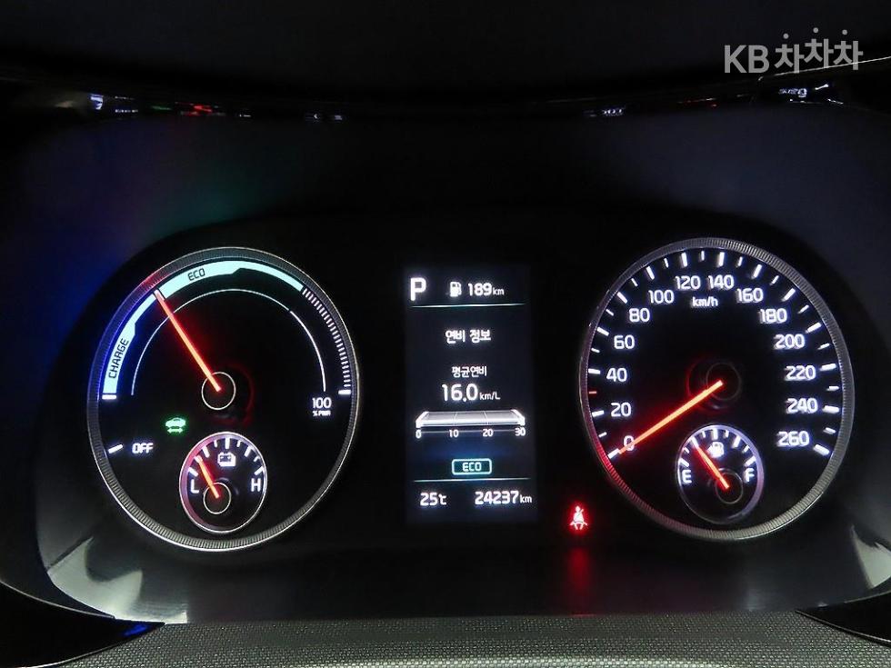 2023 - kia k5
