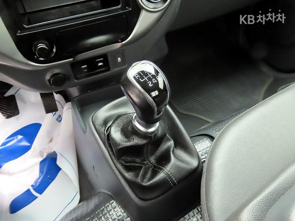 2022 - kia bongo iii