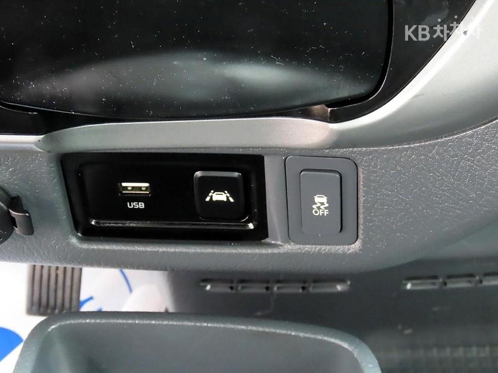 2022 - kia bongo iii