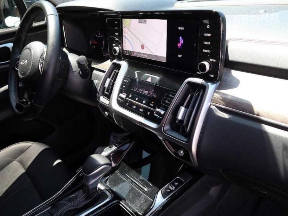 2022 - kia sorento