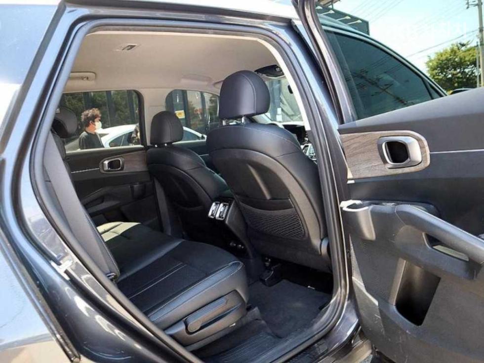 2022 - kia sorento