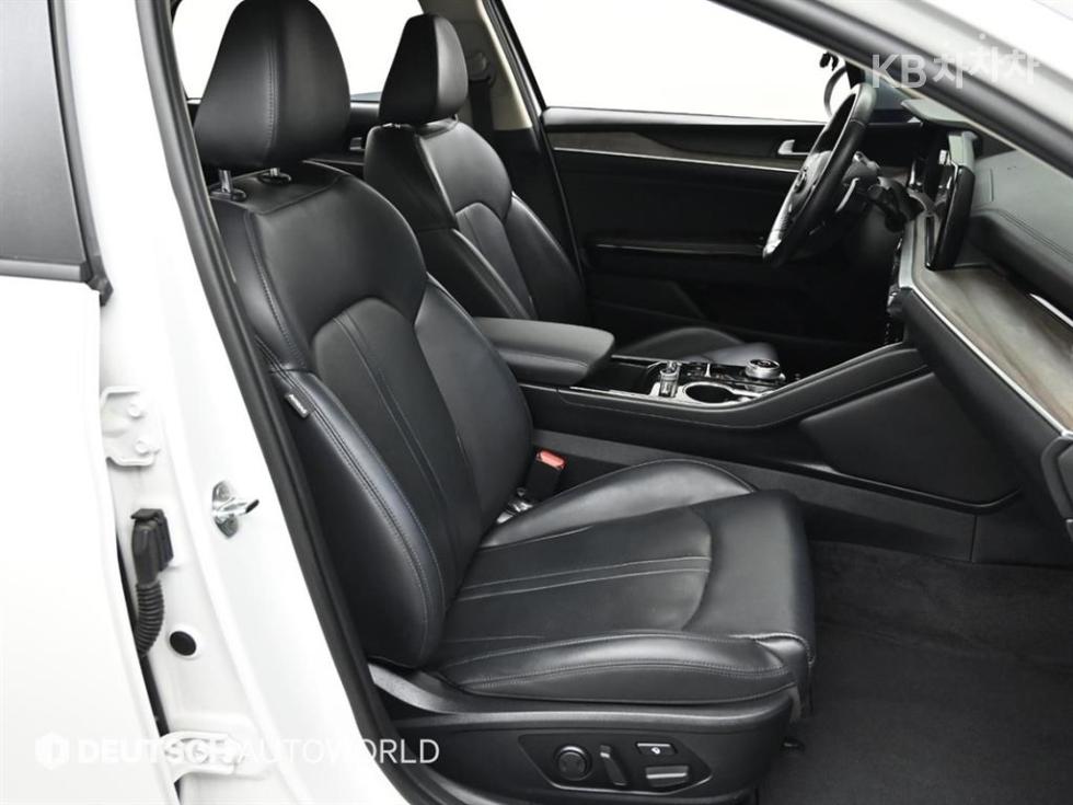 2021 - kia k5
