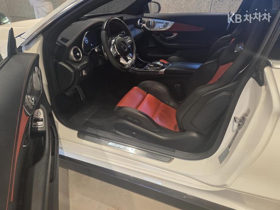 2021 - mercedes-benz c-class