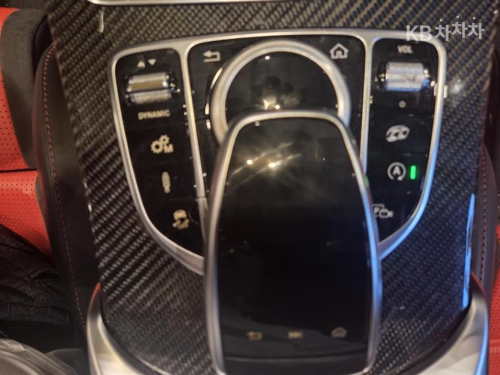 2021 - mercedes-benz c-class