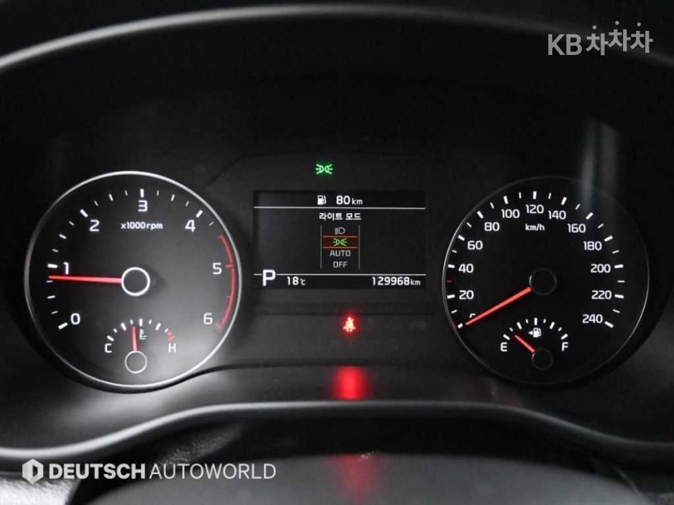 2022 - kia sportage