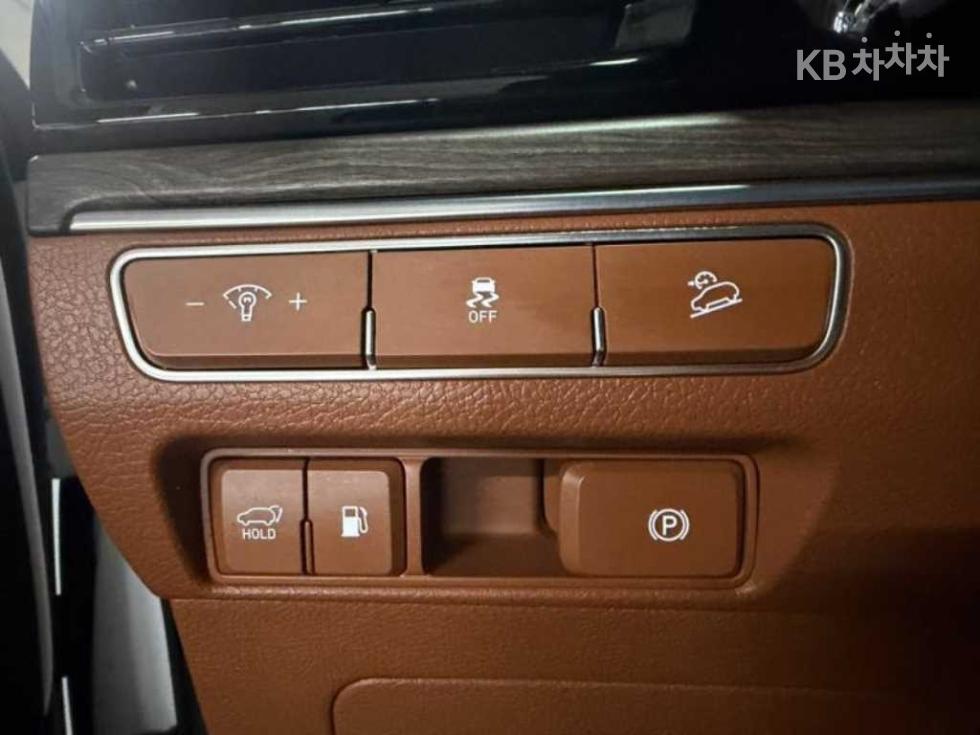 2023 - kia mohave
