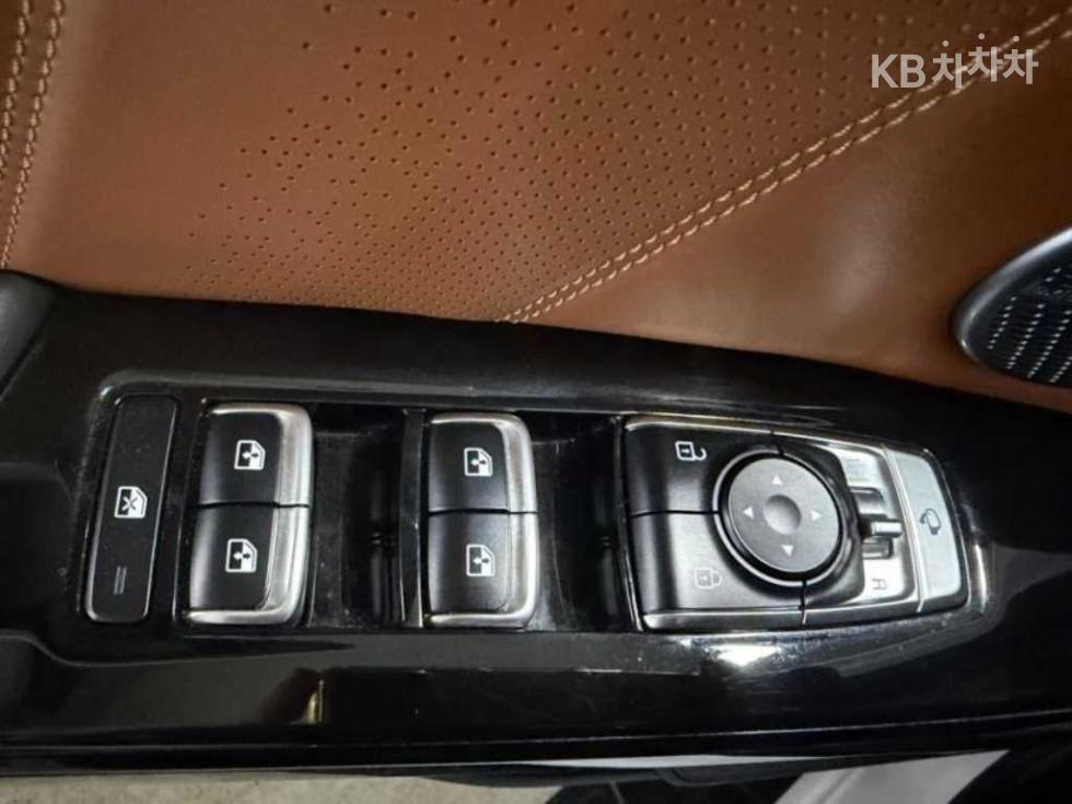 2023 - kia mohave