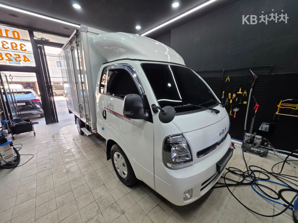 2025 - kia bongo iii