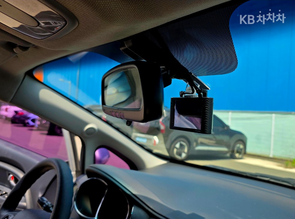 2012 - kia pride