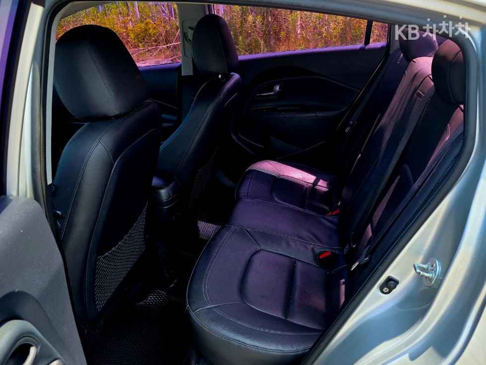 2012 - kia pride