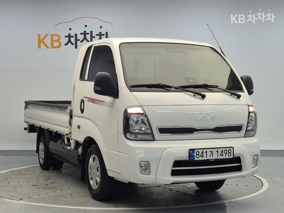 2022 - kia bongo iii