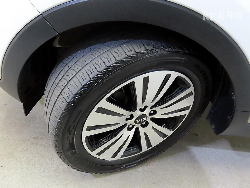 2014 - kia sportage