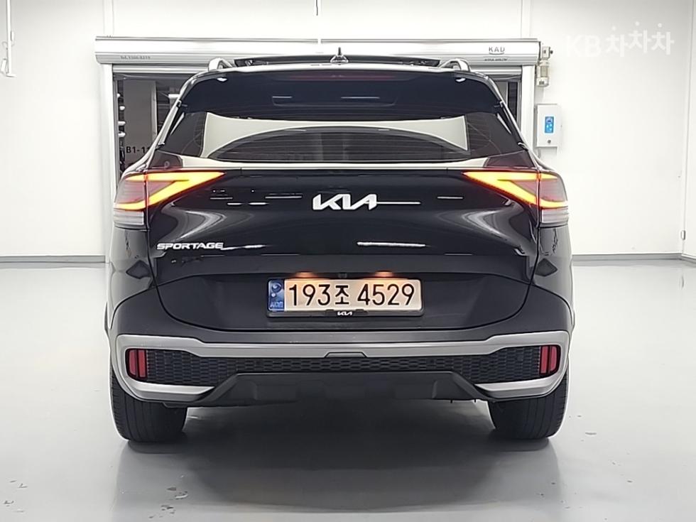 2022 - kia sportage
