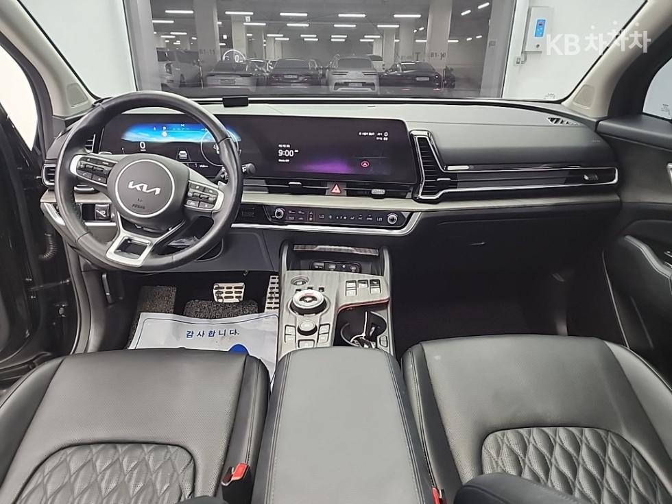 2022 - kia sportage