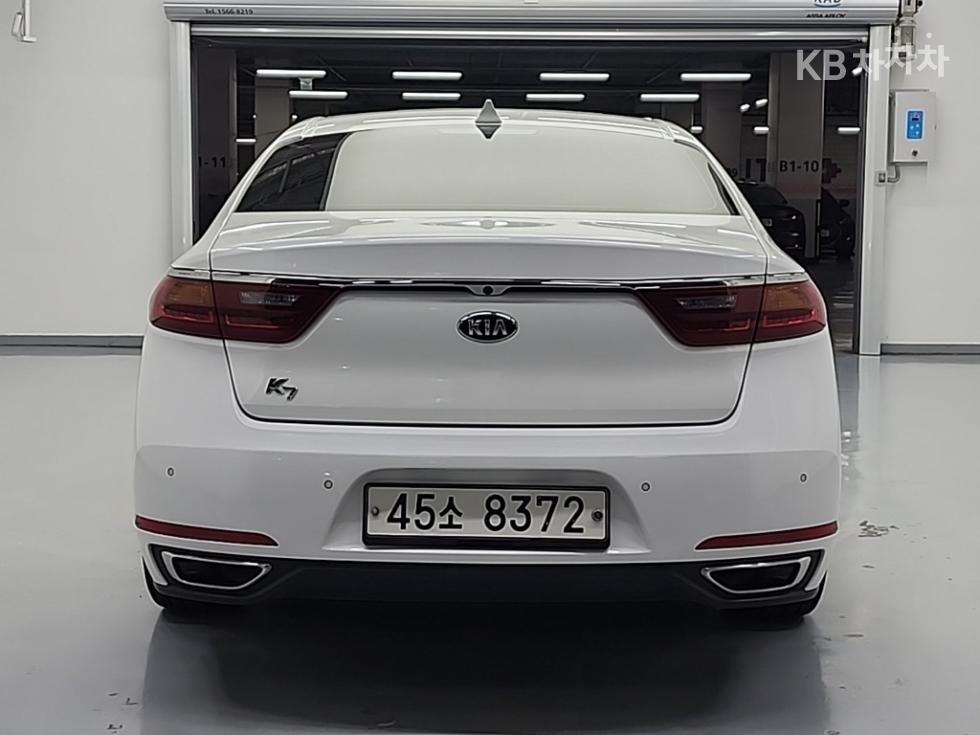 2017 - kia k7