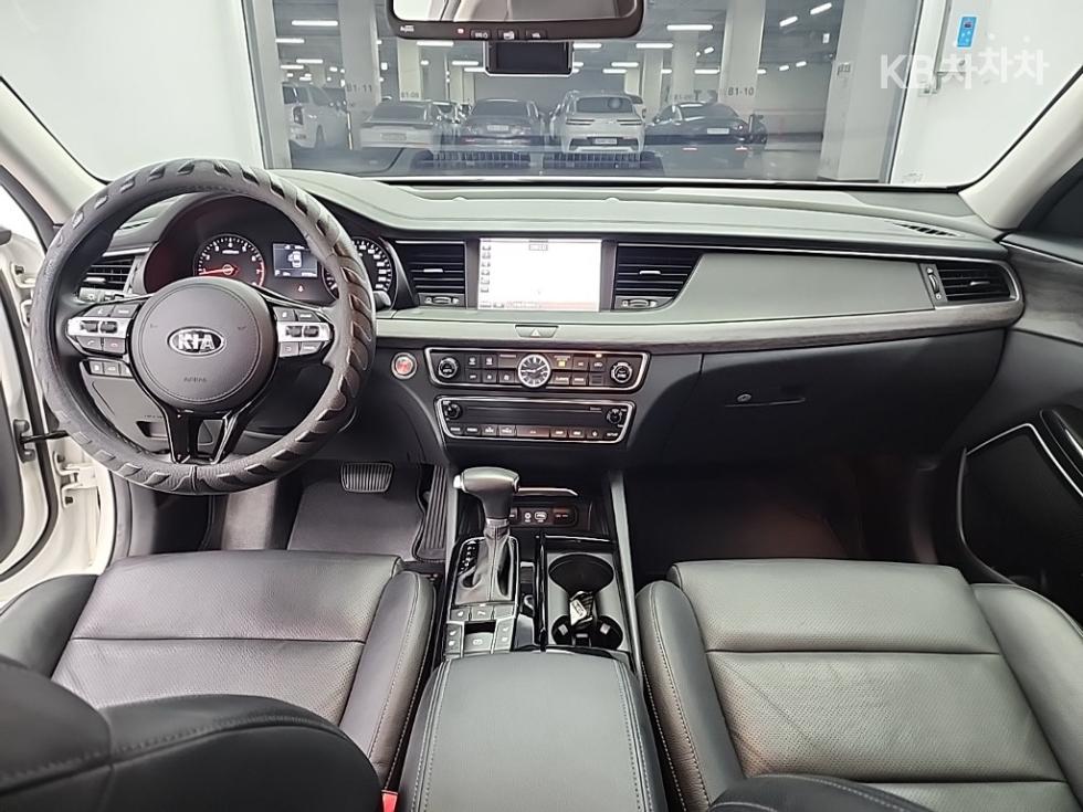 2017 - kia k7