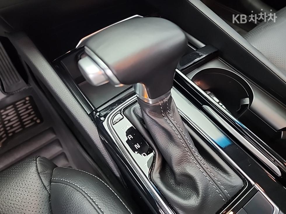 2017 - kia k7