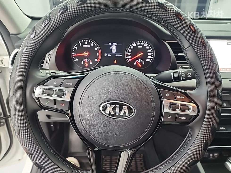 2017 - kia k7