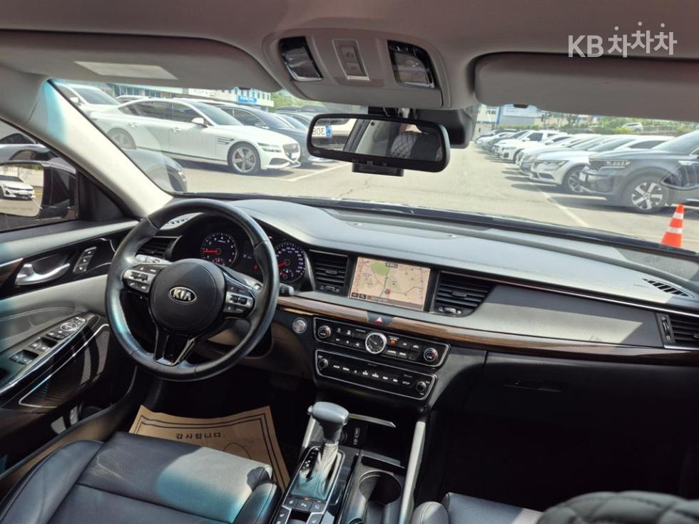 2019 - kia k7