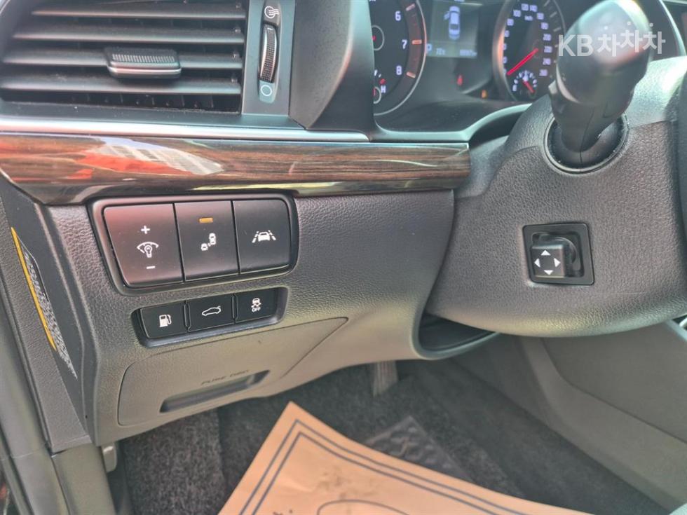 2019 - kia k7