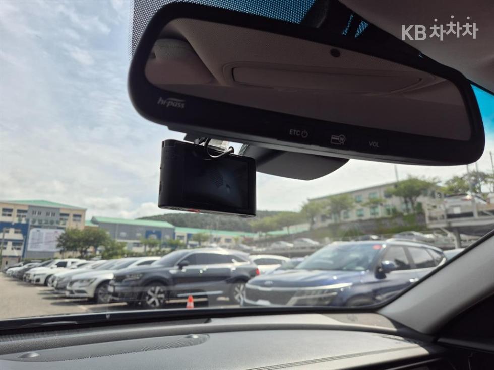 2019 - kia k7