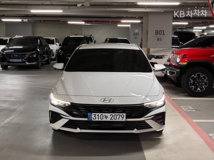 Hyundai Avante CN7 1.6 Gasoline Inspiration