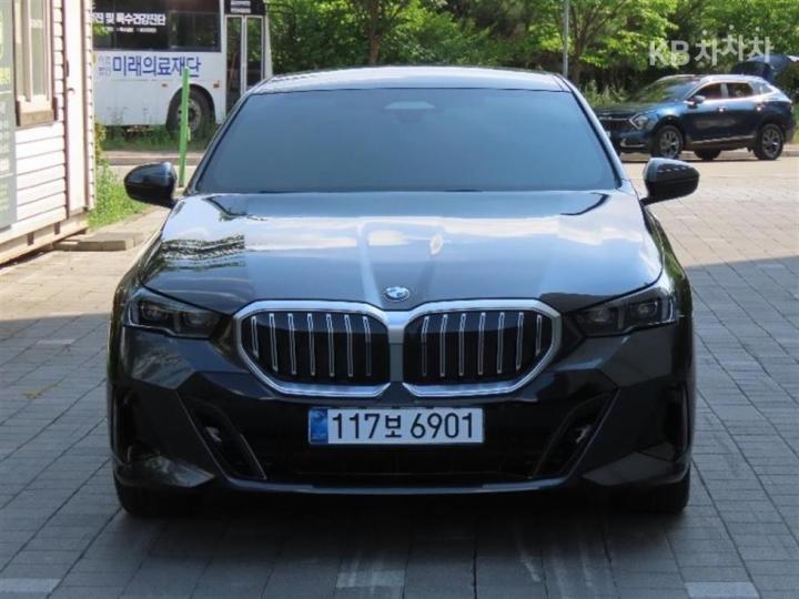 BMW 5 Series New G60 520i M Sport