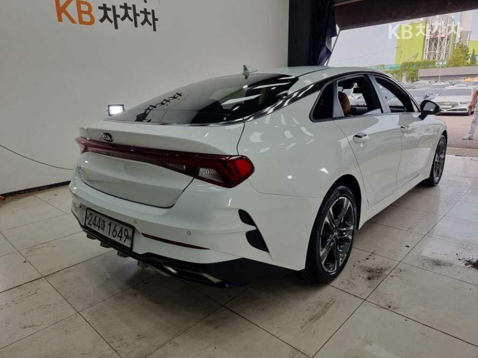 2020 - kia k5