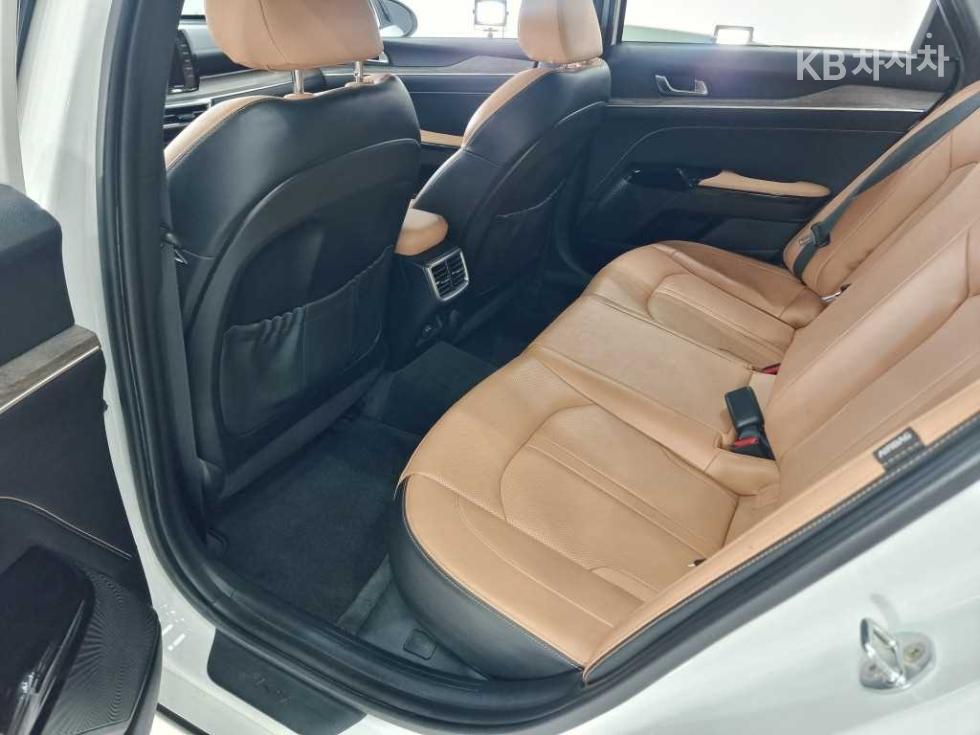 2020 - kia k5