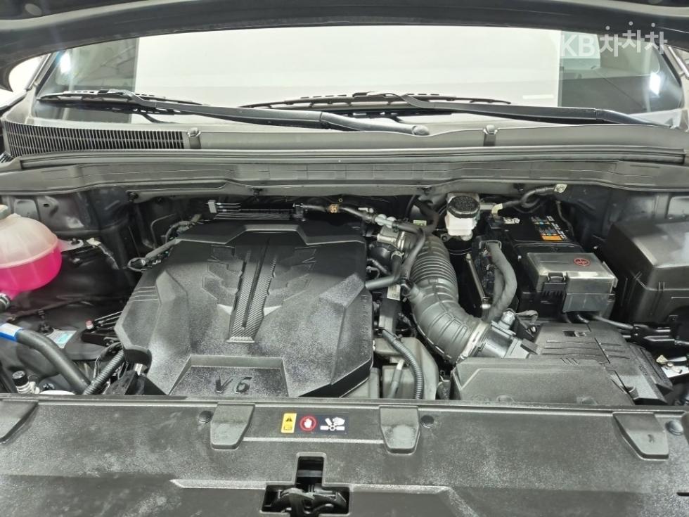 2023 - kia carnival