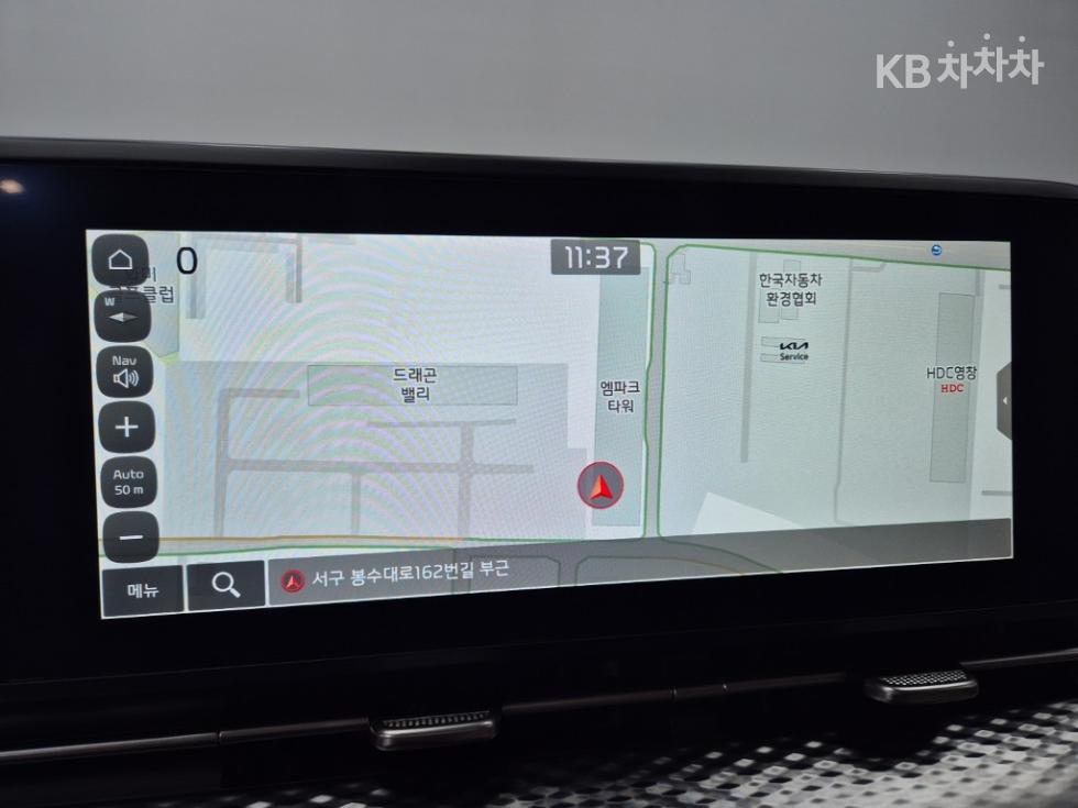 2023 - kia carnival