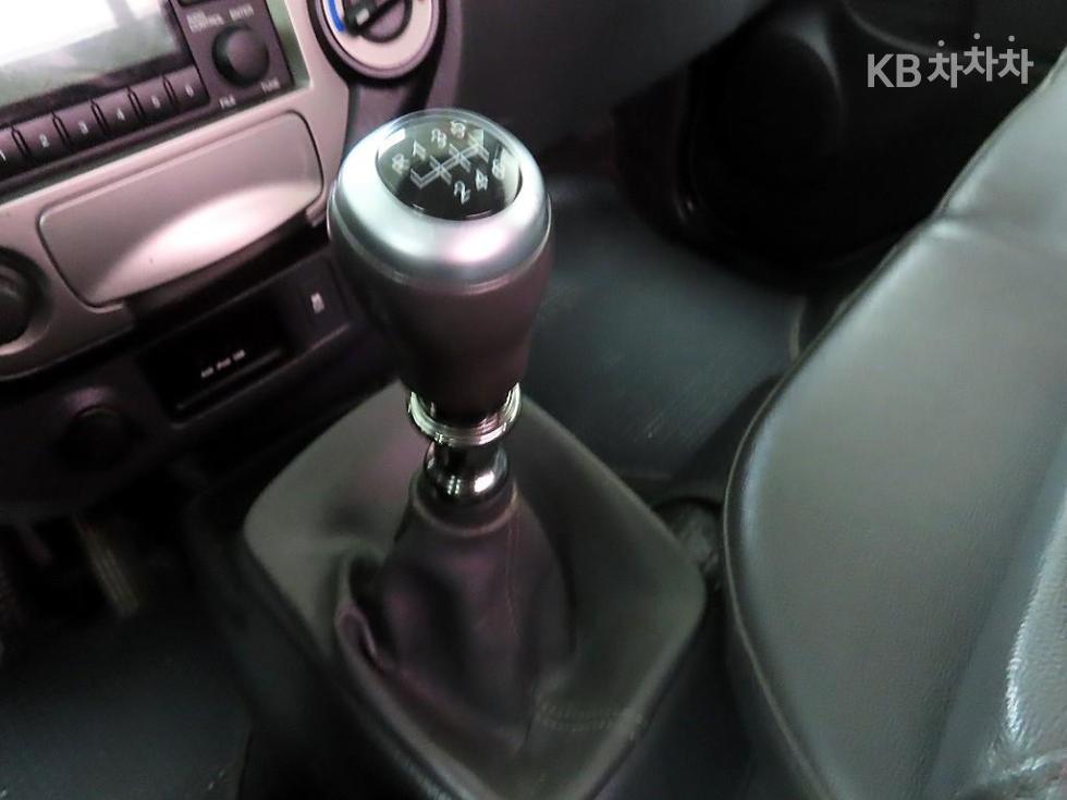 2016 - kia bongo iii