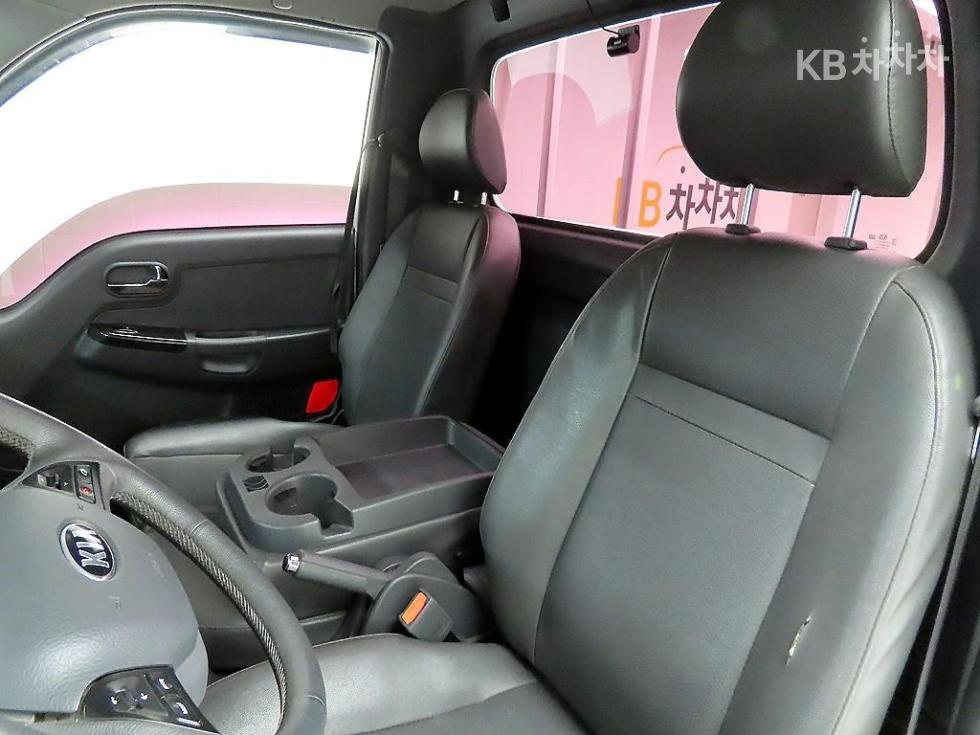 2016 - kia bongo iii