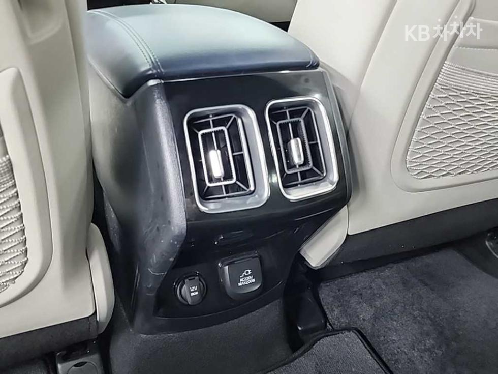 2024 - kia sorento