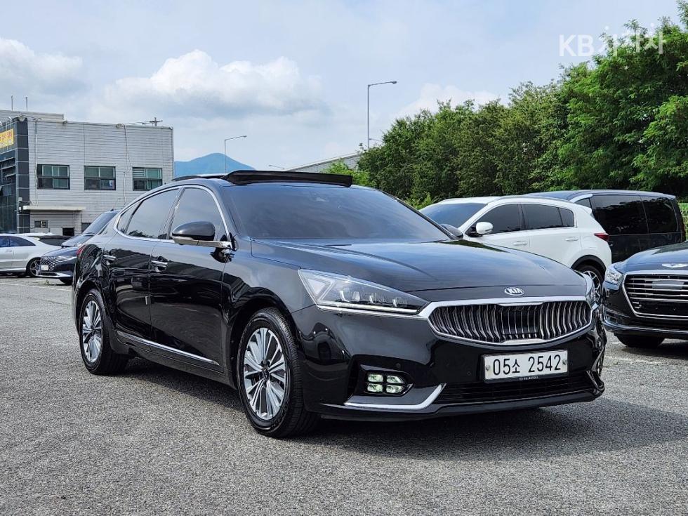 2018 - kia k7