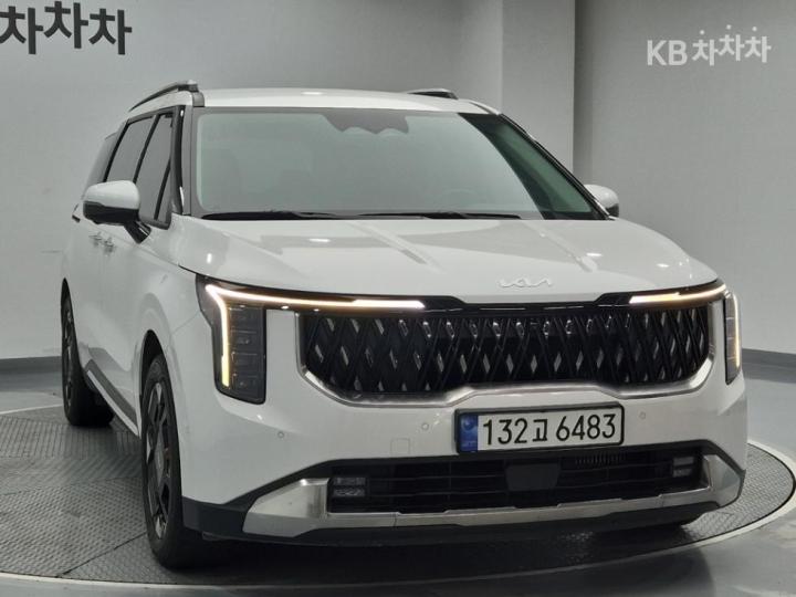 Kia Carnival D2.2 Noblesse — фото 4