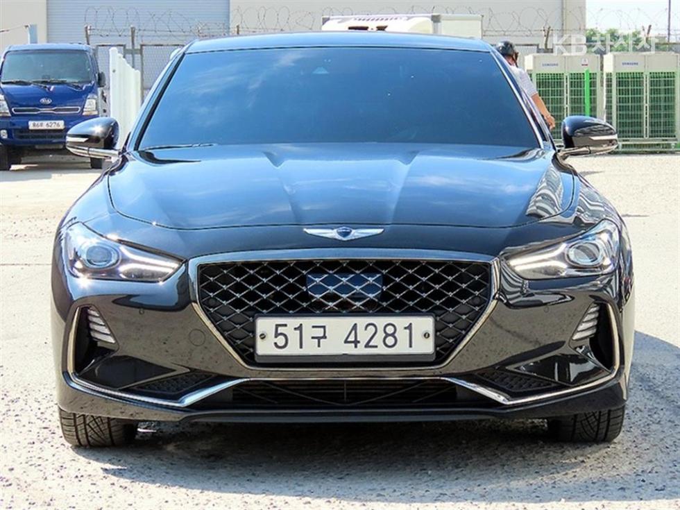 جينيسيس G70