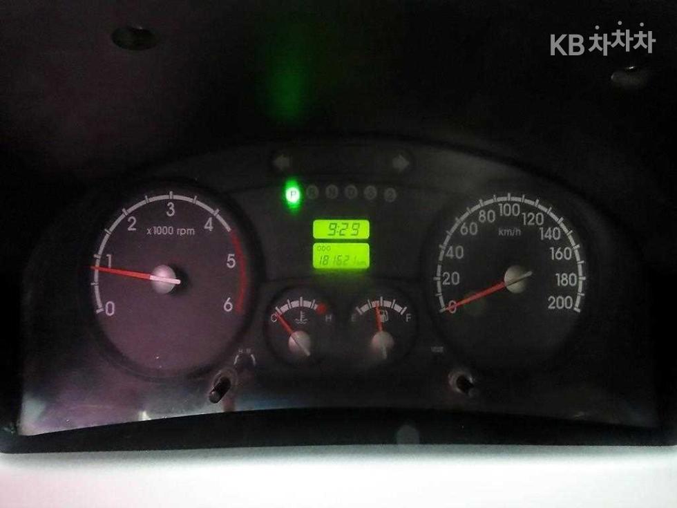2016 - kia bongo iii