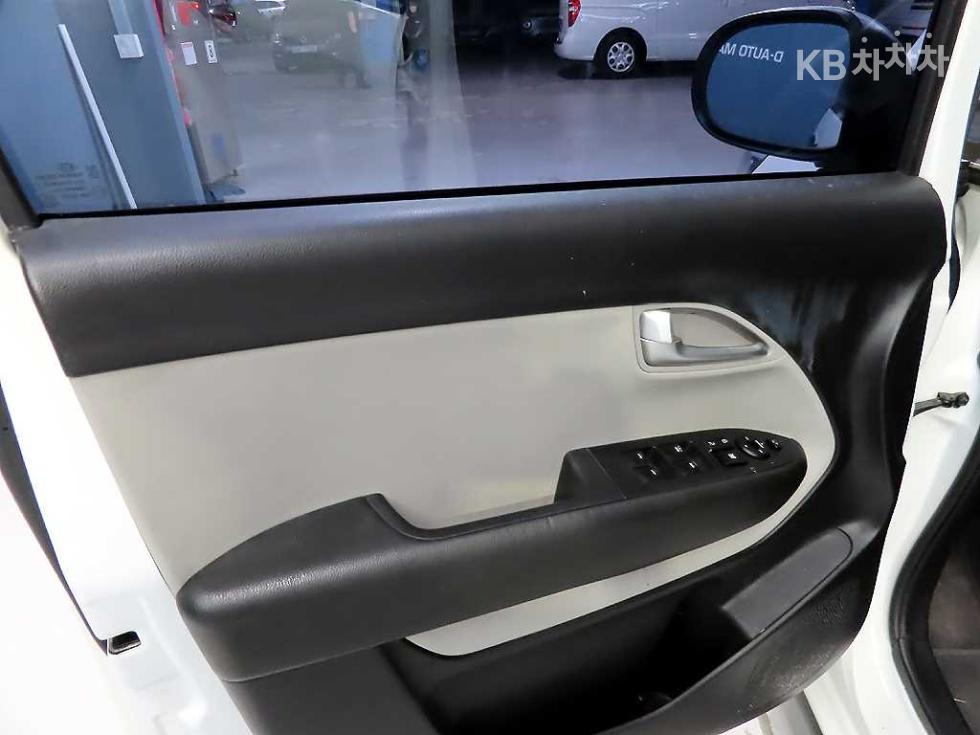 2020 - kia ray