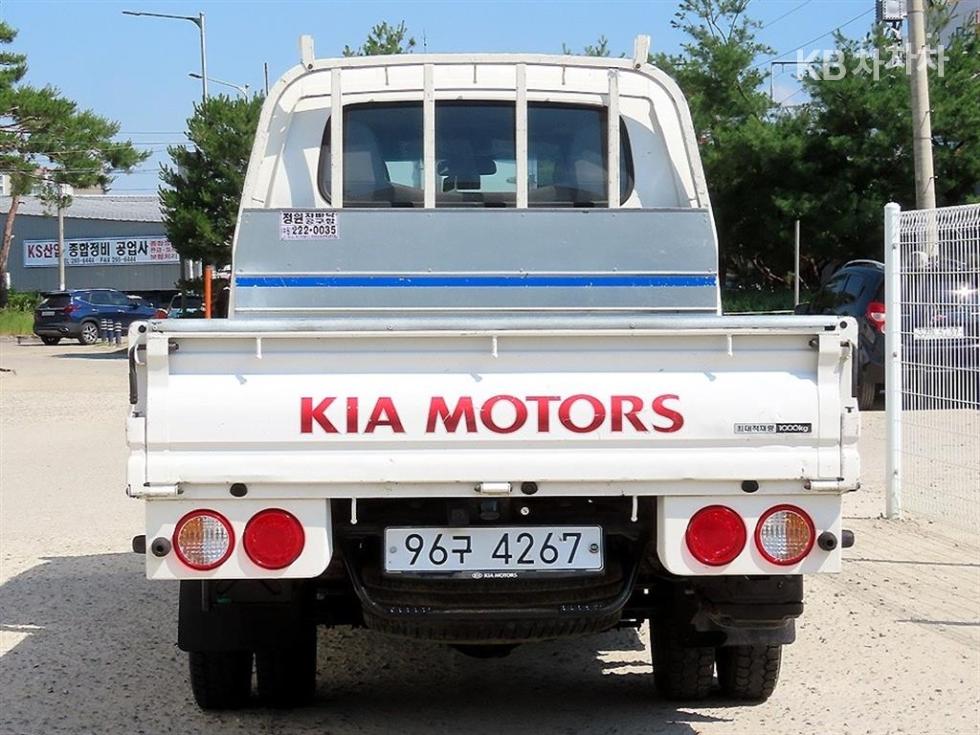 2020 - kia bongo iii