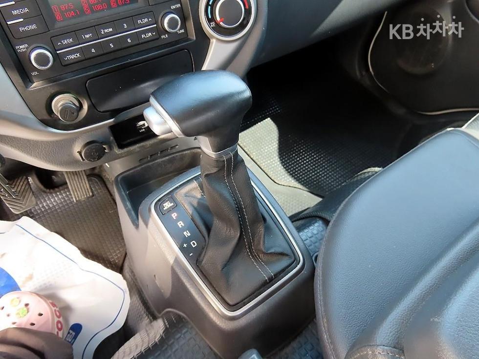 2020 - kia bongo iii