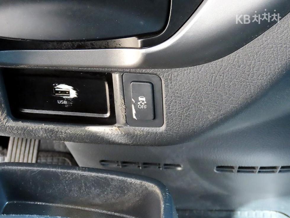 2020 - kia bongo iii
