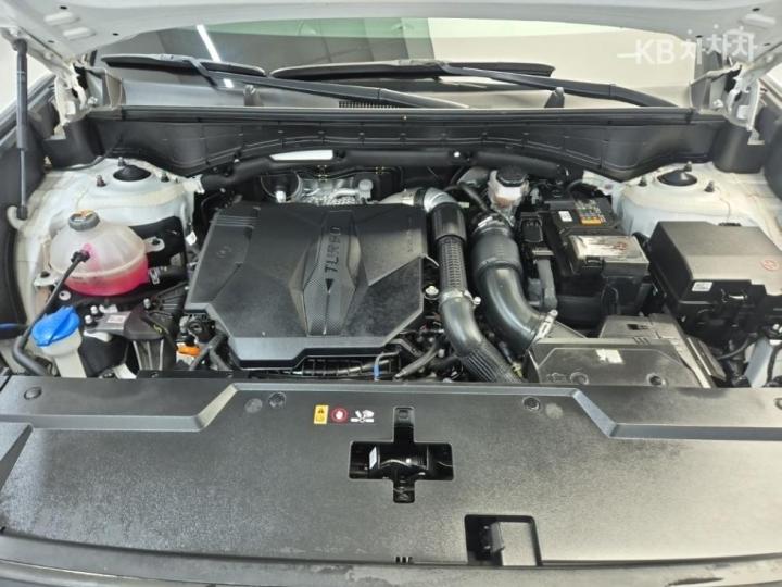 Hyundai Santa Fe The MX5 Gasoline 2.5T AWD Prestige — фото 5