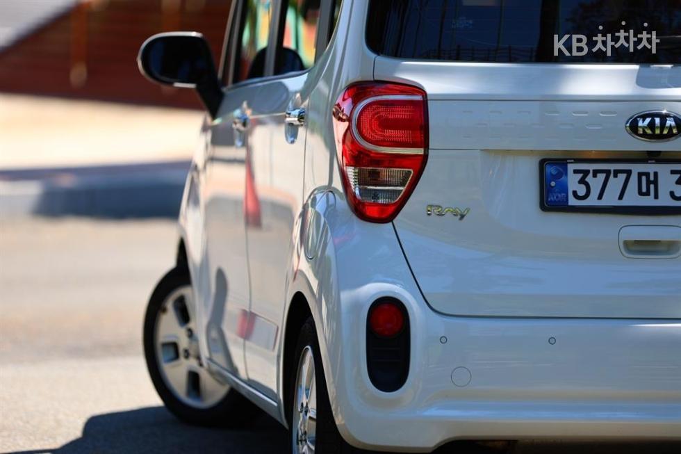 2021 - kia ray