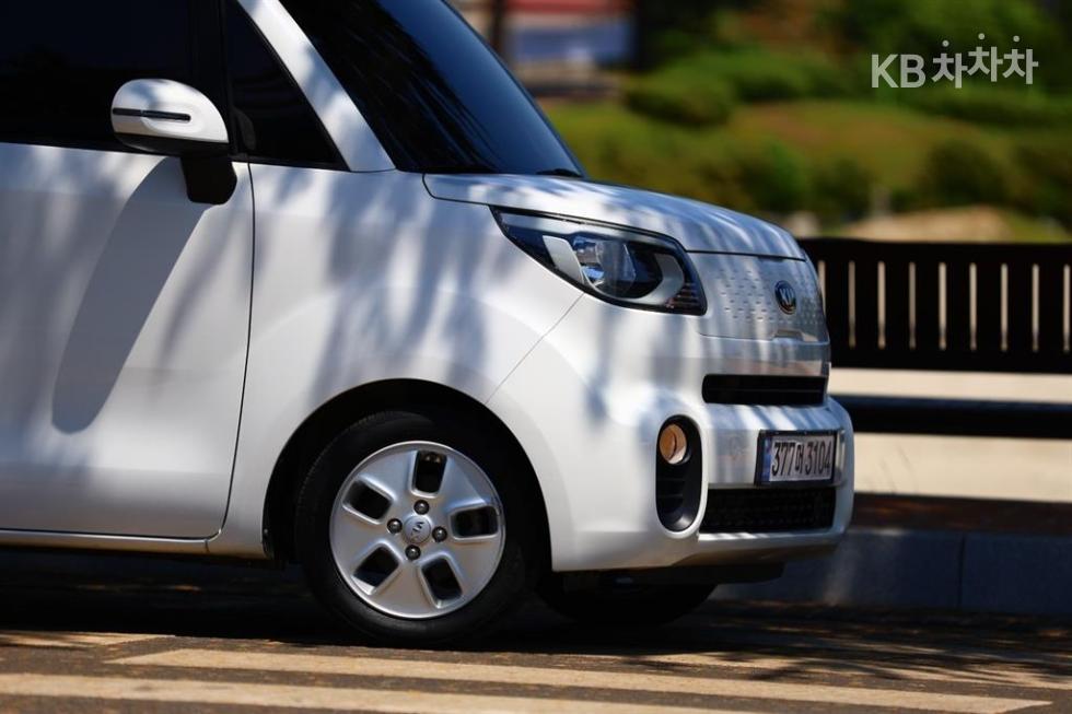 2021 - kia ray