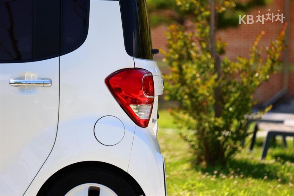 2021 - kia ray